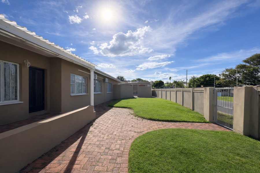 4 Bedroom Property for Sale in Gonubie Eastern Cape